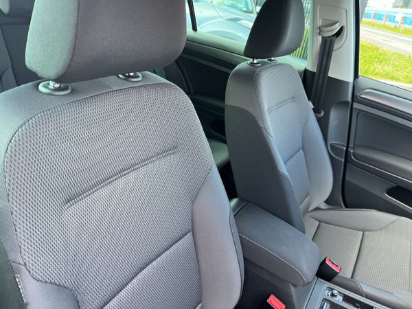 VOLKSWAGEN GOLF 2018, 1.2 TSI 5DR AUTO LOW KMS 363853402