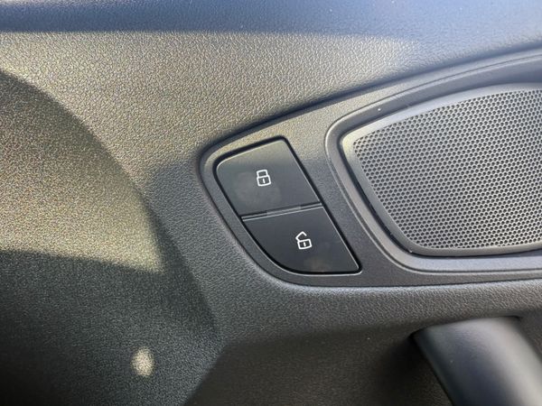 2015 Audi A1 1.0 petrol automatic,18k Miles only 363884152