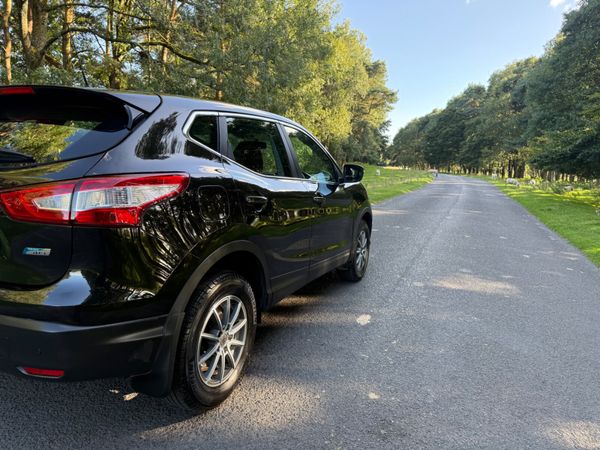 Nissan Qashqai 2014 Diesel Low KM 363914893