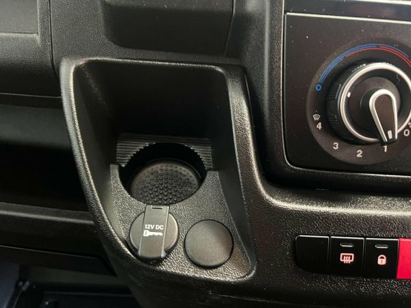 Peugeot Boxer 2.2 BlueHDi 335 Professional Premium 363938771