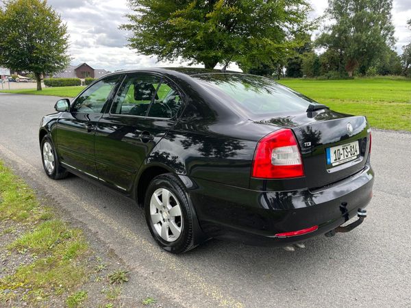 Skoda Octavia 2010 TDI Elegance Low mileage 363941786