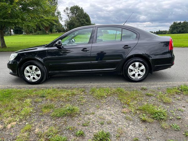 Skoda Octavia 2010 TDI Elegance Low mileage 363941787