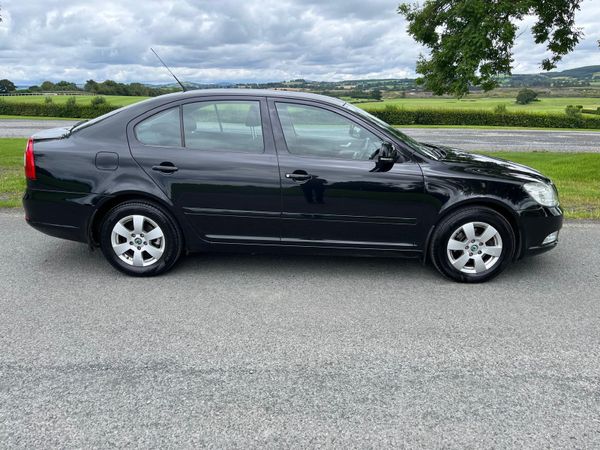 Skoda Octavia 2010 TDI Elegance Low mileage 363941783