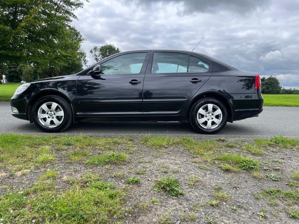 Skoda Octavia 2010 TDI Elegance Low mileage 363941794