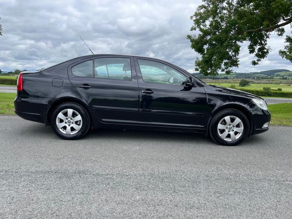 Skoda Octavia 2010 TDI Elegance Low mileage 363941796