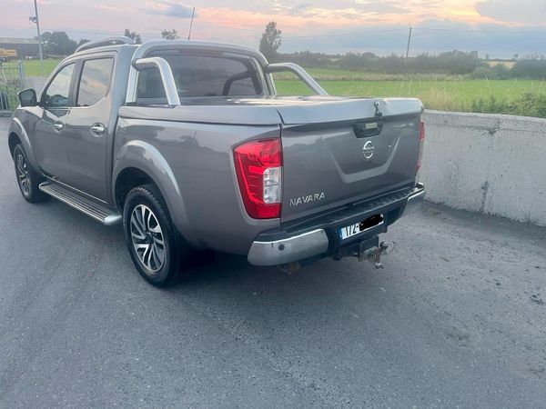 Nisson Navra 374017507