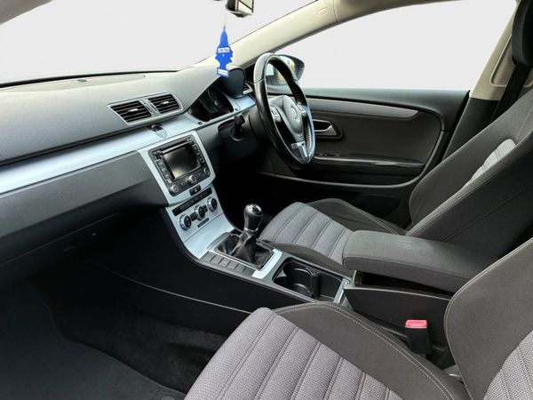 141 Volkswagen Passat CC *NCT 10-26* 374013282