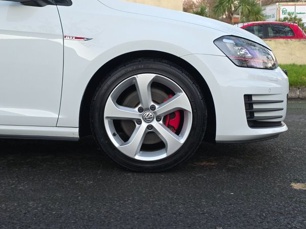 Volkswagen Golf GTI DSG *Immaculate* 2016 374022086
