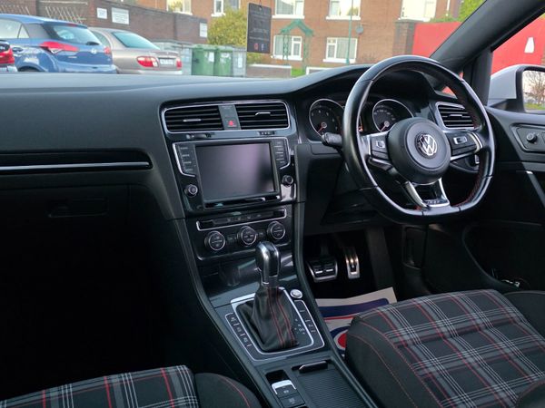 Volkswagen Golf GTI DSG *Immaculate* 2016 374022089