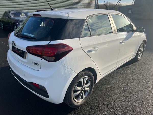2018 (182) Hyundai I20 SE 1.2 Petrol 374046471