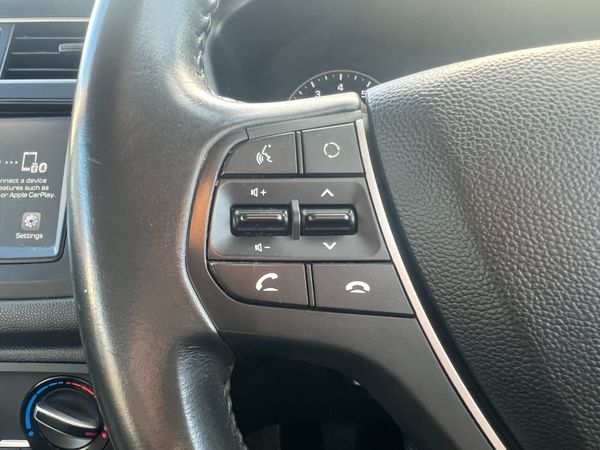 2018 (182) Hyundai I20 SE 1.2 Petrol 374046480