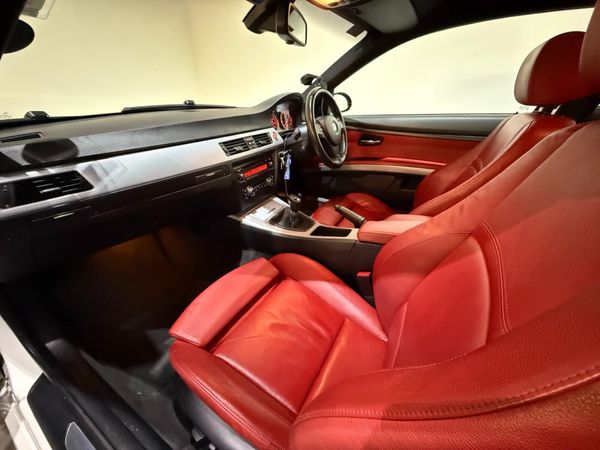 BMW 3 Series - 3.0L  Petrol  M Sport  E92 - Manual 374054033