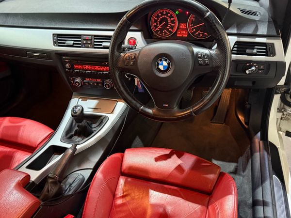 BMW 3 Series - 3.0L  Petrol  M Sport  E92 - Manual 374054041
