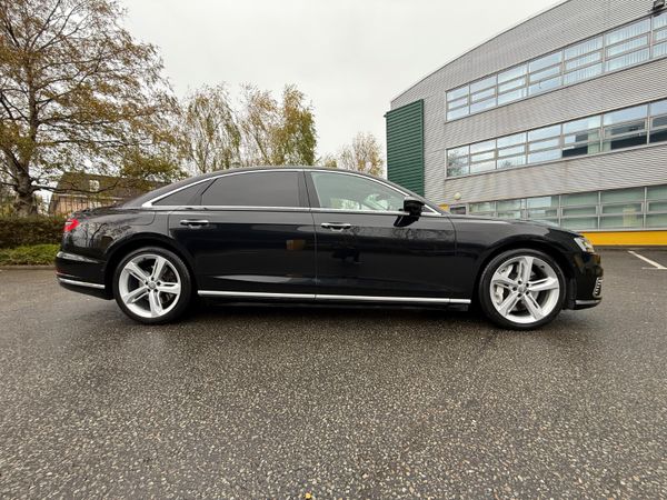 Audi A8 60 TFSI Quattro 3.0 plug in petrol hybrid 374060565