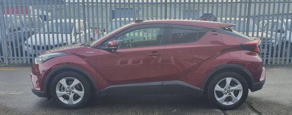 2019 Toyota CH-R S LED Auto 374077448