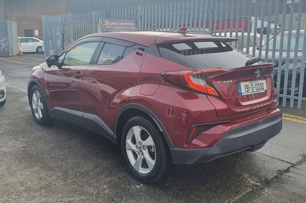 2019 Toyota CH-R S LED Auto 374077452