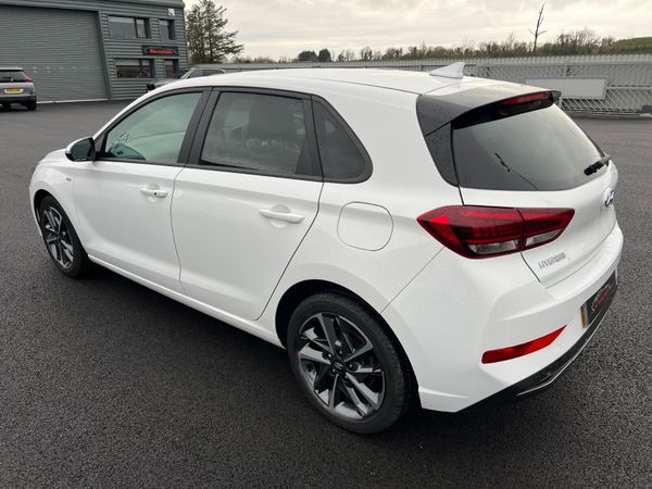 2023 (232) Hyundai I30 Premium 1.0 T-GDI MHEV-Auto 374077726