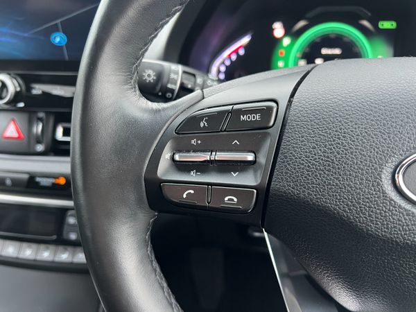 2023 (232) Hyundai I30 Premium 1.0 T-GDI MHEV-Auto 374077744