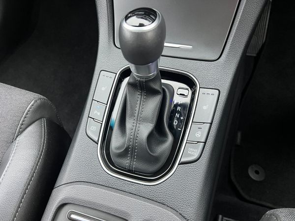 2023 (232) Hyundai I30 Premium 1.0 T-GDI MHEV-Auto 374077754