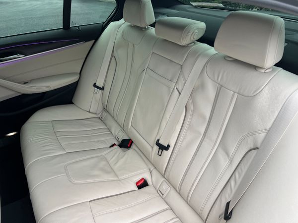 2022 (222) BMW 530E M Sport 2.0 Auto -Bernina Grey 374078027