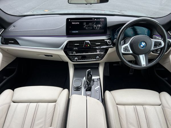 2022 (222) BMW 530E M Sport 2.0 Auto -Bernina Grey 374078029