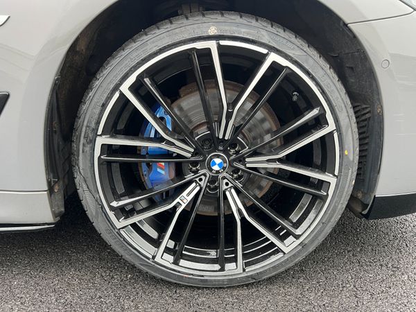 2022 (222) BMW 530E M Sport 2.0 Auto -Bernina Grey 374078021