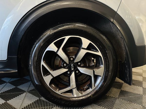 Kia Sportage Premium 1.6D Automatic-Pan Roof 374070186