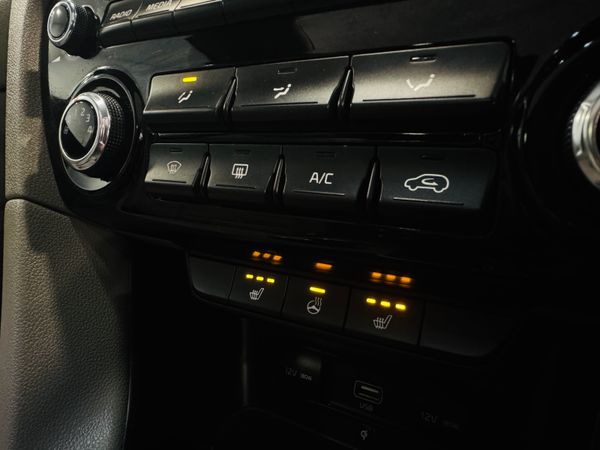 Kia Sportage Premium 1.6D Automatic-Pan Roof 374070192