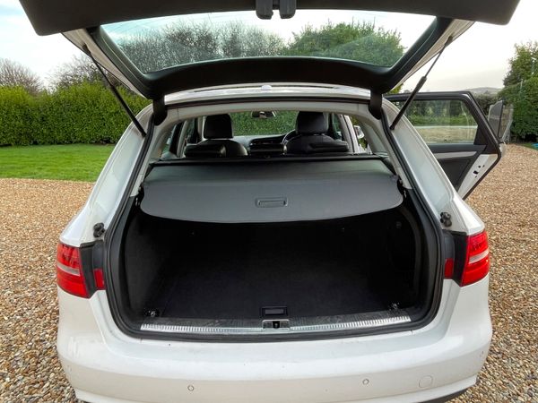 Audi A4 2014 Estate low mileage 374072212