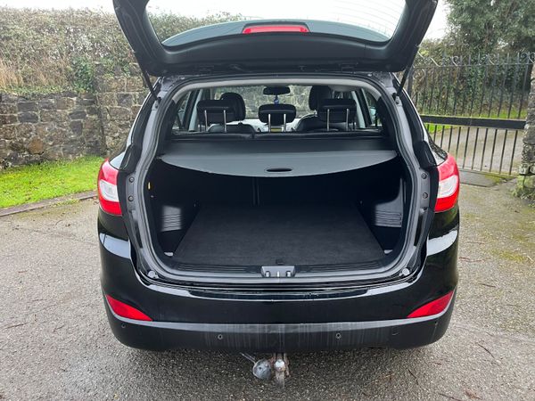 Hyundai ix35 1.7 Diesel Celebration LE 2WD 374085041