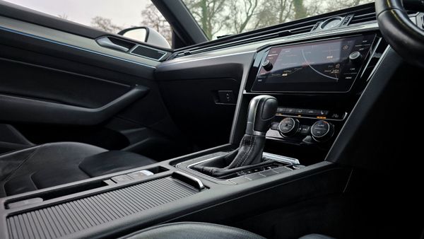 🔥 2018 VW Arteon 2.0 TSI R-line Automatic 374098121