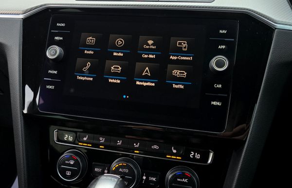 🔥 2018 VW Arteon 2.0 TSI R-line Automatic 374098647