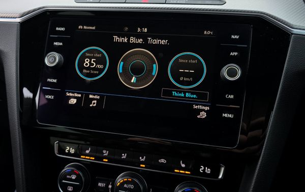 🔥 2018 VW Arteon 2.0 TSI R-line Automatic 374099623