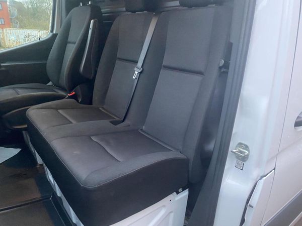 Mercedes-Benz Sprinter 2023 374107452