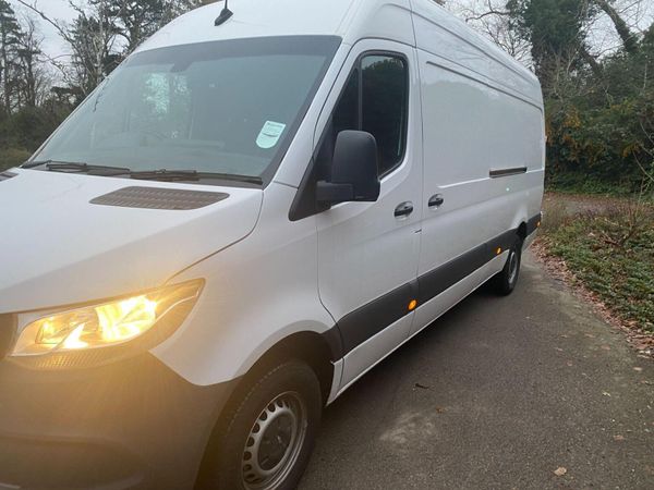 Mercedes-Benz Sprinter 2023 374107453