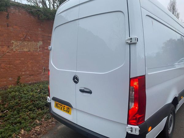 Mercedes-Benz Sprinter 2023 374107463