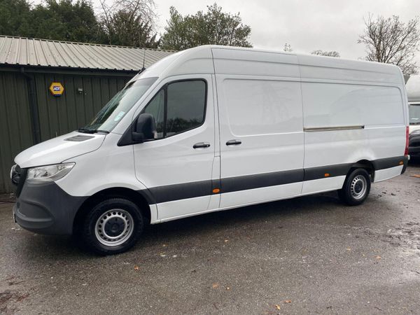 Mercedes-Benz Sprinter 2023 374107477