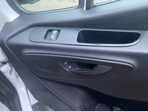 Mercedes-Benz Sprinter 2023 374107470