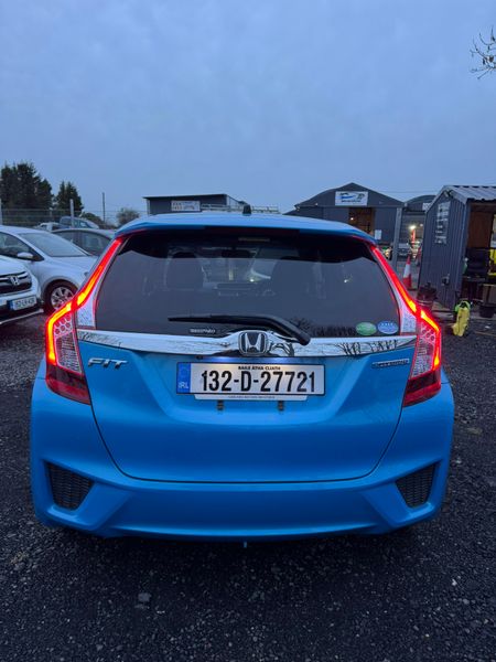 HONDA FIT HYBRID AUTOMATIC 374116121