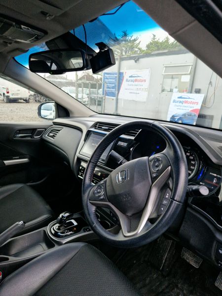 Honda Grace 2018 |High spec self charging hybrid 374116389