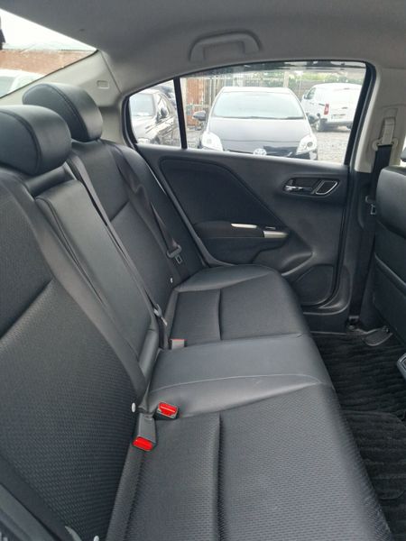 Honda Grace 2018 |High spec self charging hybrid 374116423