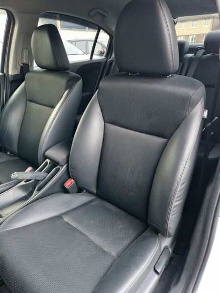 Honda Grace 2018 |High spec self charging hybrid 374116434