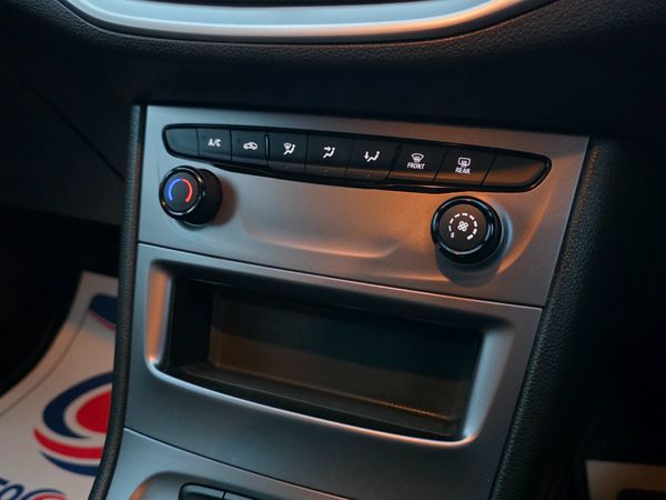 Opel Astra 1.0 Petrol *ONLY 21K* 2019 374116628