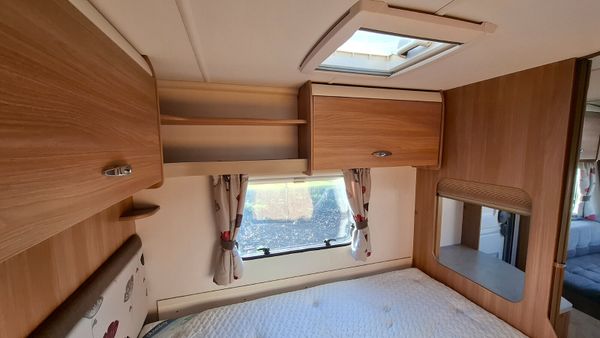 Swift Coastline 4FB Island Bed Caravan 374126567
