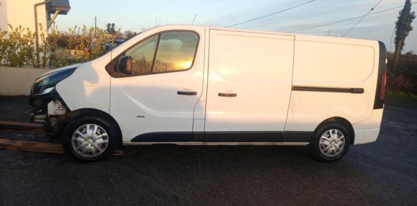 2016 VAUXHALL VIVARO 1.6 DIESEL FOR BREAKING! 374132459