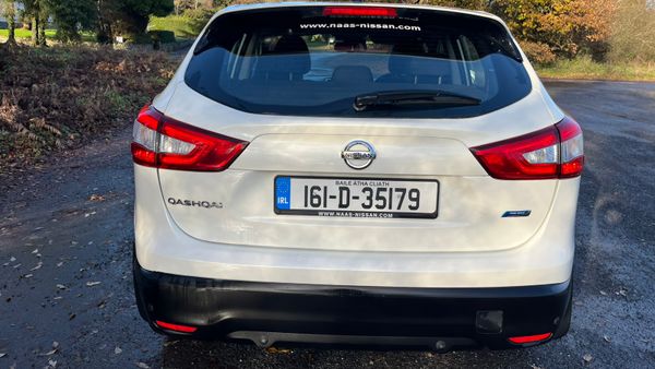 Nissan Qasqai  Artic white 374149308