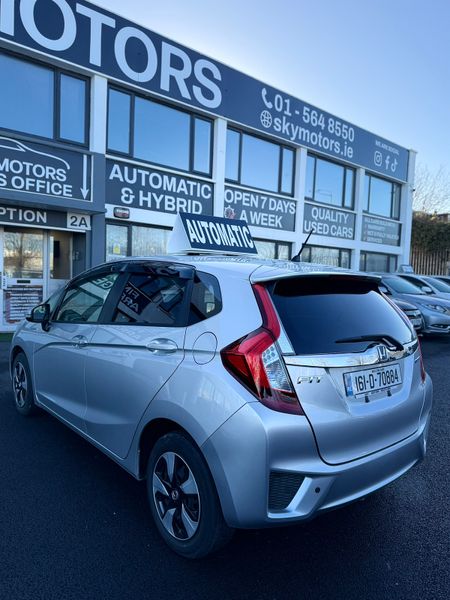 2016 Honda Jazz/Fit 1.5 Petrol Hybrid ,Automatic 374140804