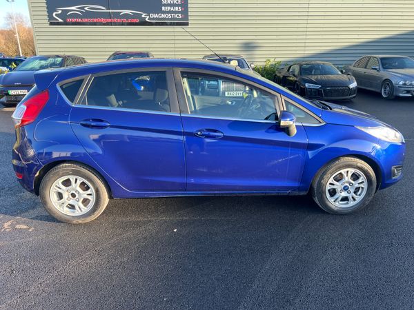 2017 Ford Fiesta Titanium Econetic 1.5 TDCI 374158328