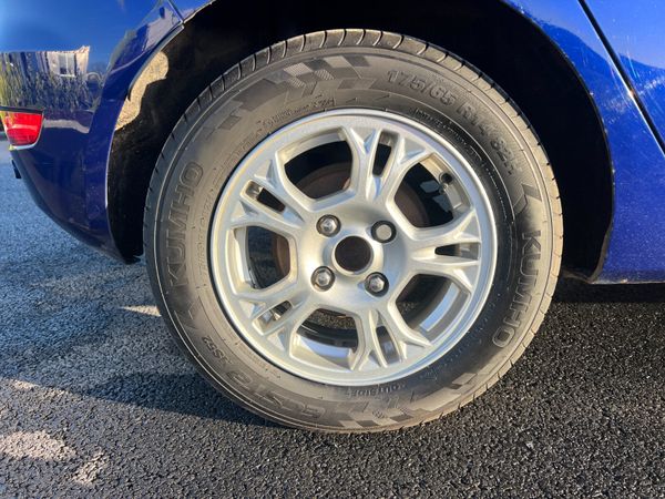 2017 Ford Fiesta Titanium Econetic 1.5 TDCI 374158329