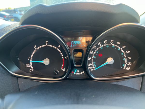 2017 Ford Fiesta Titanium Econetic 1.5 TDCI 374158344